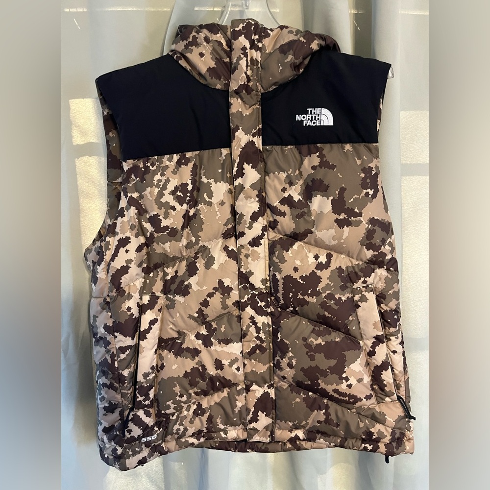 North Face camo winter vest with hood